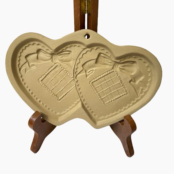 Brown Bag Cookie Art Mold Double Hearts Design Ceramic 1988 Cottagecore Vintage - Picture 1 of 9
